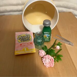 Make it Miniverse Lifestyle Peonies, Unmade